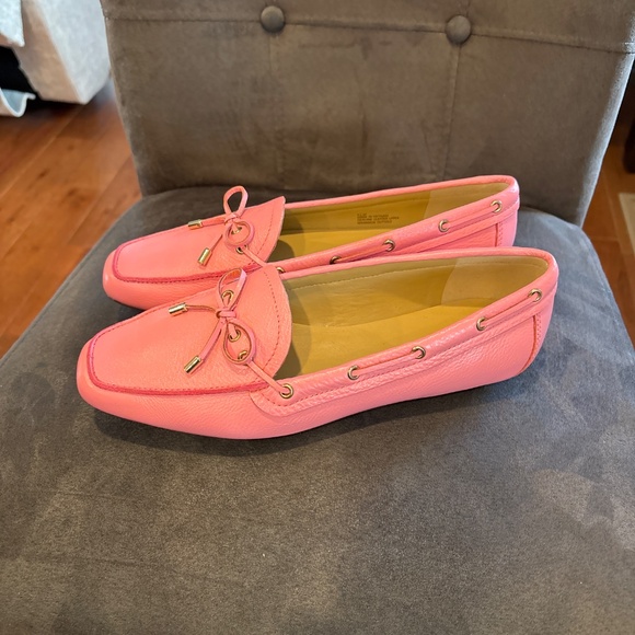 Talbots Becca Tie Pink Pebbled Leather Loafers Flats 9.5 EUC - Picture 3 of 7